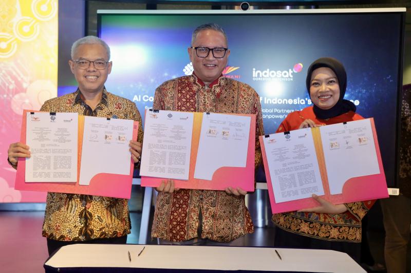 Indosat, Wadhwani, dan Kemnaker Teken MoU Cetak 1 Juta Talenta Digital Indonesia melalui AI